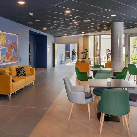 Domitys L'agapanthe Aparthotel Lille