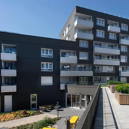 Aparthotel Domitys L'agapanthe